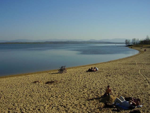 Pláže Nyského jezera v Polsku (10 km. od Vidnavy)